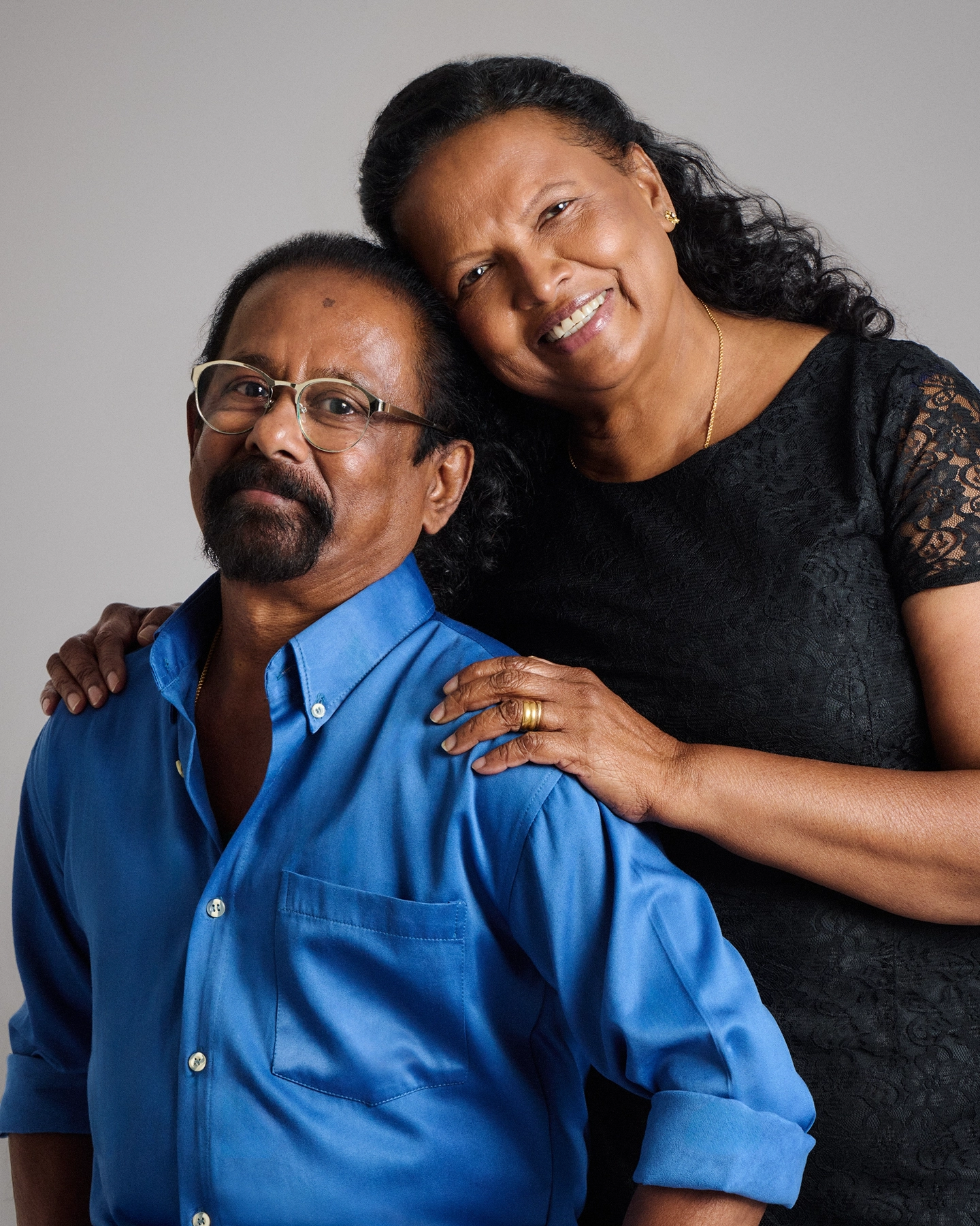 Samarasinghe Family family portrait photography — image 9